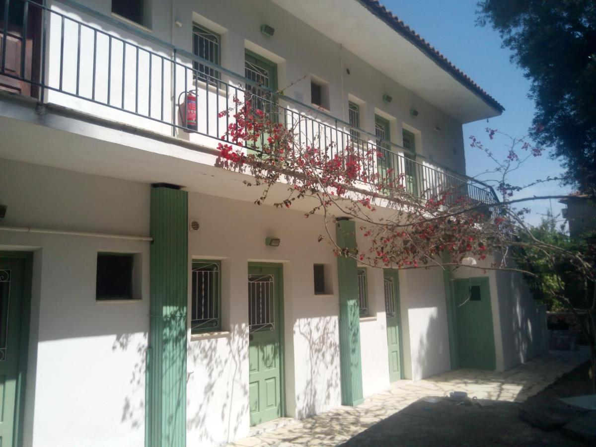 Soustas Apartments Longós المظهر الخارجي الصورة