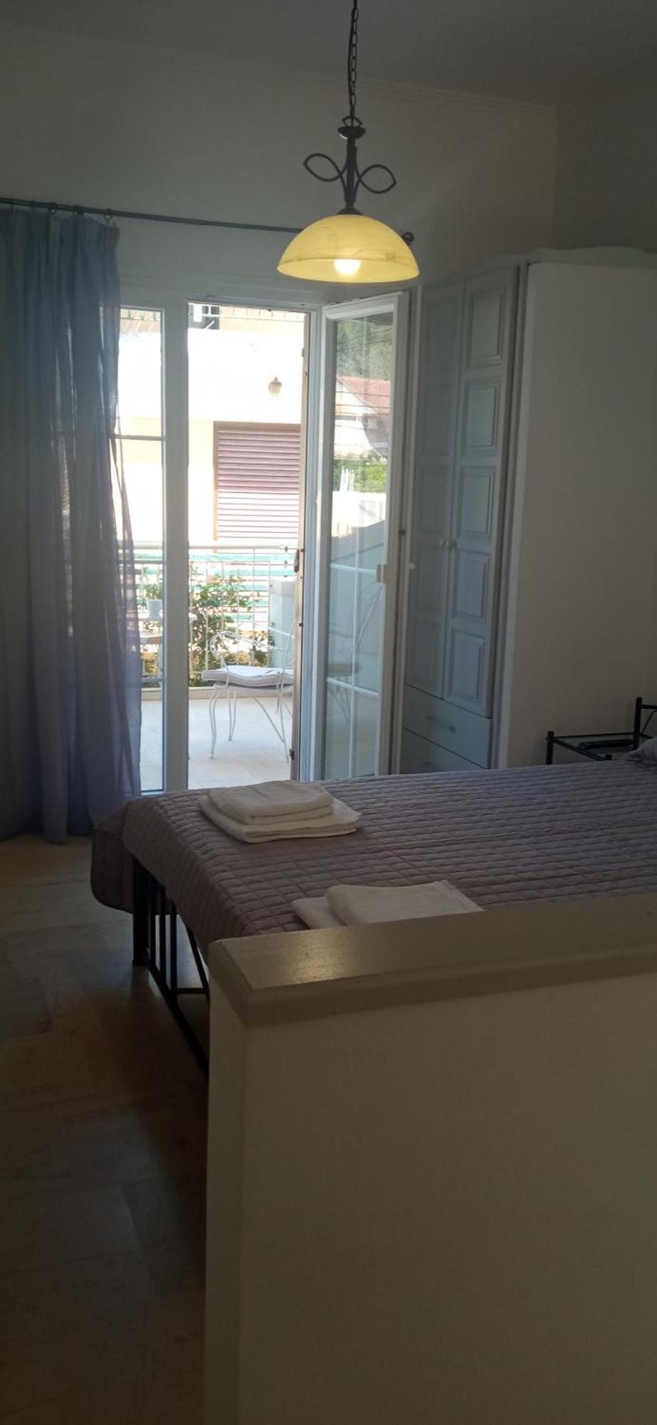 Soustas Apartments Longós الغرفة الصورة